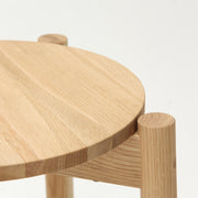 Karimoku New Standard - CASTOR STOOL PLUS oak - Stool 