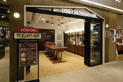 LOG-ON at Festival Walk