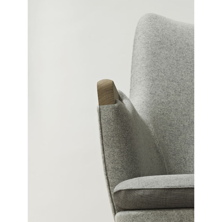 Carl Hansen & Son - CH71 Lounge Chair with cushion - Armchair 