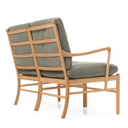 OW149-2 Colonial Sofa in Terra Leather