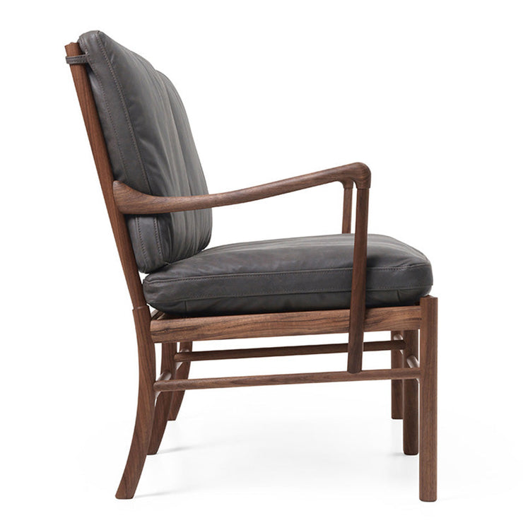 OW149-2 Colonial Sofa in Terra Leather