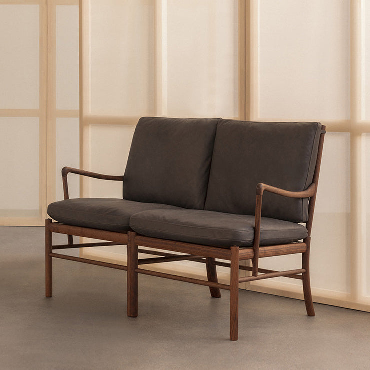 OW149-2 Colonial Sofa in Terra Leather