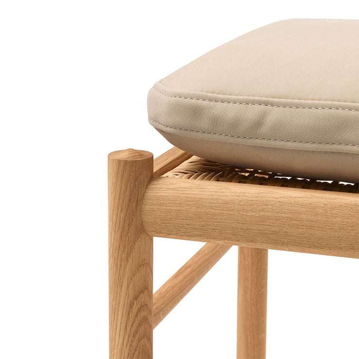 OW149F Colonial Footstool in Terra Leather