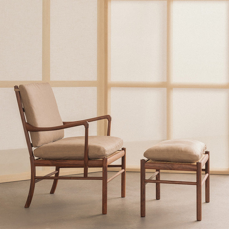 OW149F Colonial Footstool in Terra Leather