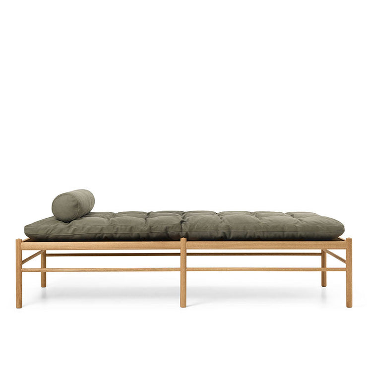 OW150 Daybed in Terra Leather