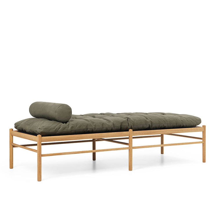 OW150 Daybed in Terra Leather