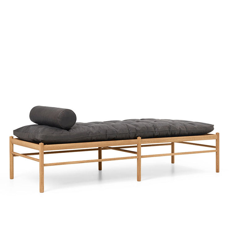 OW150 Daybed in Terra Leather