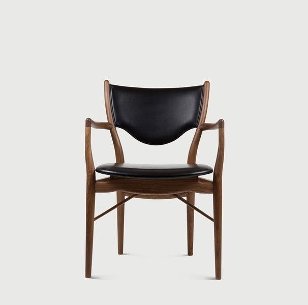 House of Finn Juhl - 46 Armchair in Walnut Wood - Dining Chair 