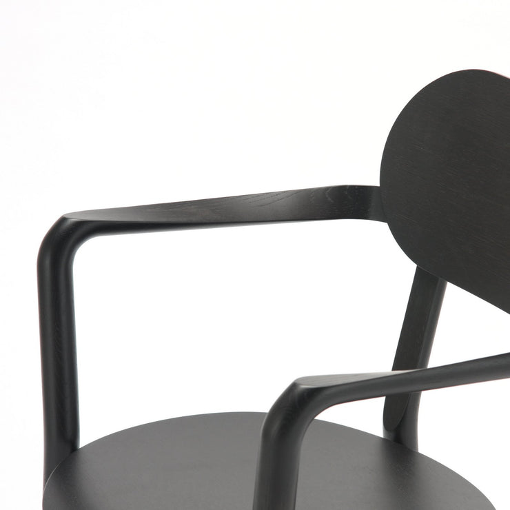 Karimoku New Standard - CASTOR ARM CHAIR black - Dining Chair 