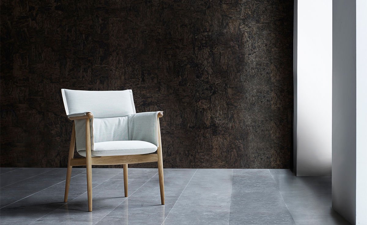 Carl Hansen & Son - E005 Embrace Chair - Dining Chair 
