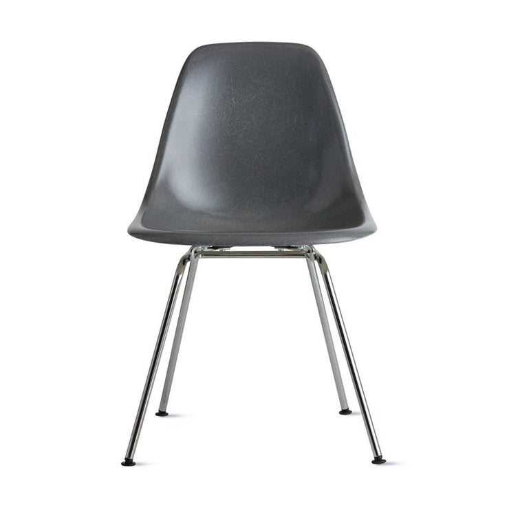 Herman Miller - Eames Molded Fiberglass Side Chair 4-leg Base - Dining Chair 