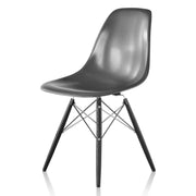 Herman Miller - Eames Molded Fiberglass Side Chair Dowel Base - Dining Chair 