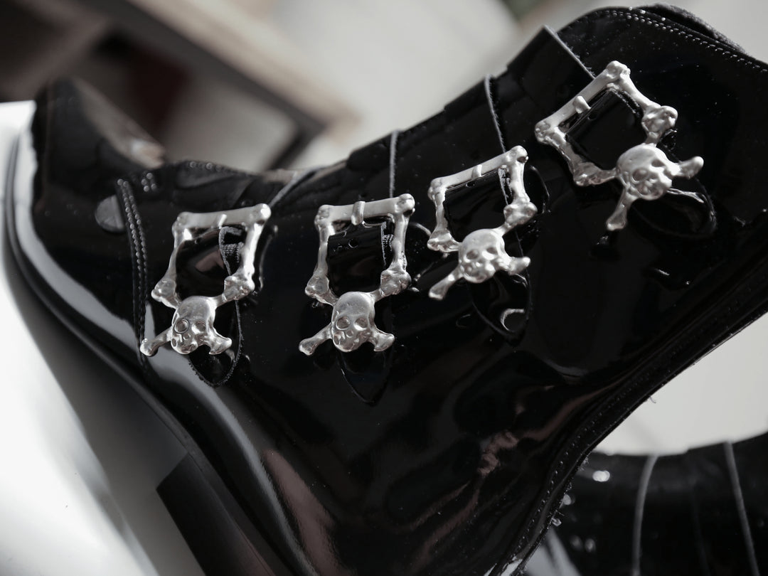 Skull buckle motorcycle boots discount