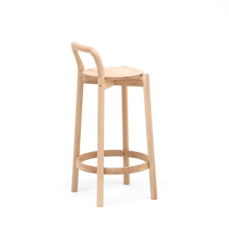 Karimoku New Standard - CASTOR BACKREST BAR STOOL LOW oak - Stool 