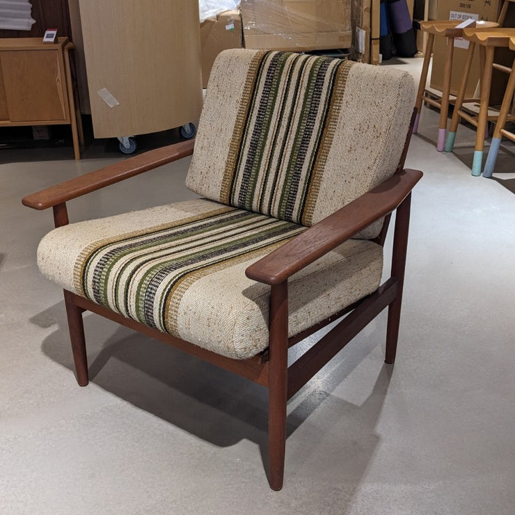 Rental - RENTAL_Mid century Teak armchair - Rental 