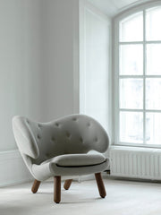 House of Finn Juhl - Pelican Chair with Buttons - Armchair 