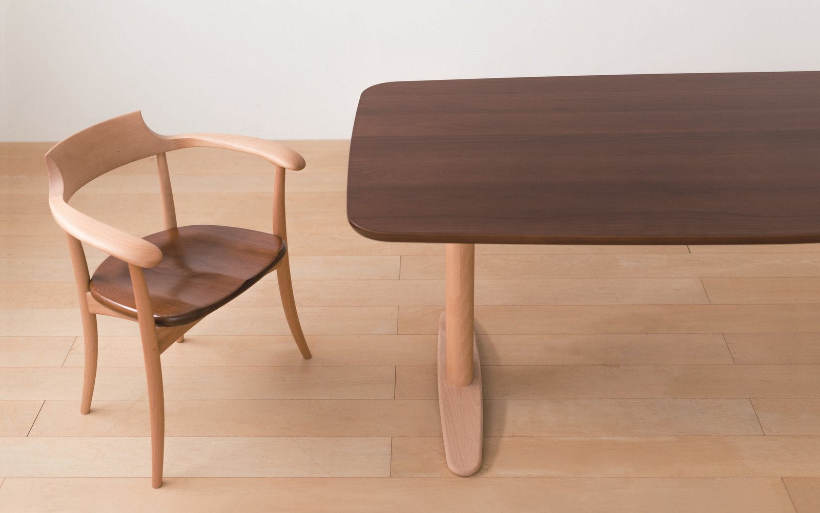HIDA - CRESCENT Arm Chair SG261AJ - Dining Chair 